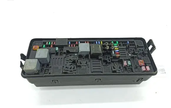 Land Rover Discovery 5 Fuse module JPLA14N030AB