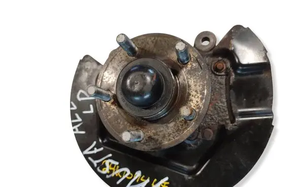 Ford Mustang VI Front wheel hub FR3C3108A