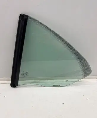 Porsche 911 997 Rear side window 43R001057 DOT27AS2M23100 E000184