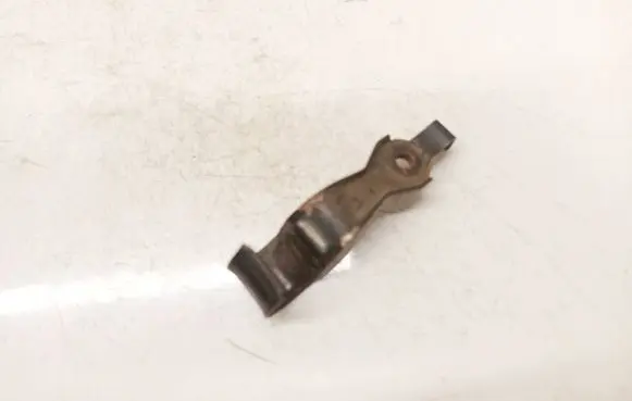 Toyota RAV 4 (XA30) Radiator mount bracket 