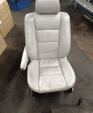 BMW 7 E32 Front passenger seat 