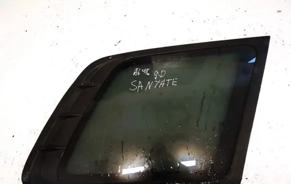 Hyundai Santa Fe Rear side window