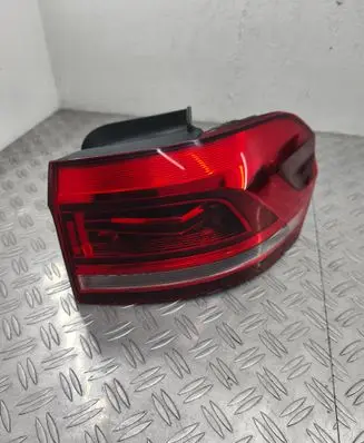 Volkswagen Touran III Rear/tail lights 5TA945208A 5TA945208