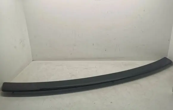 Ford Mustang VI Tailgate/trunk spoiler FR3B6341602