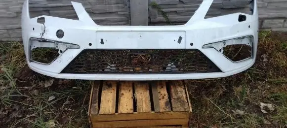 Seat Leon (5F) Front bumper