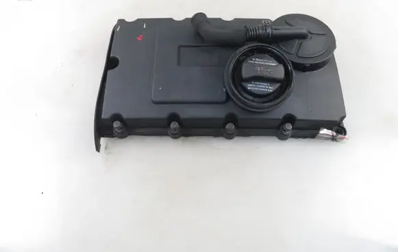 Volkswagen Touran I Rocker cam cover 03G103469