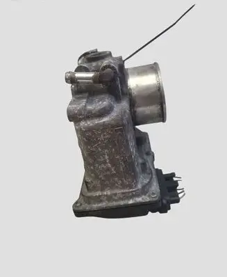 Mazda 3 II Throttle valve R2AA136B0