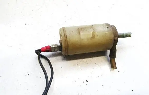 Volvo 740 Windscreen/windshield washer pump 042001 vdo