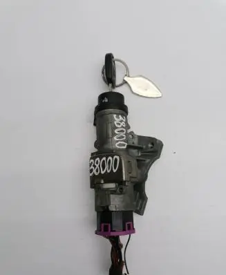 Volkswagen Fox Ignition lock 4B0905851N