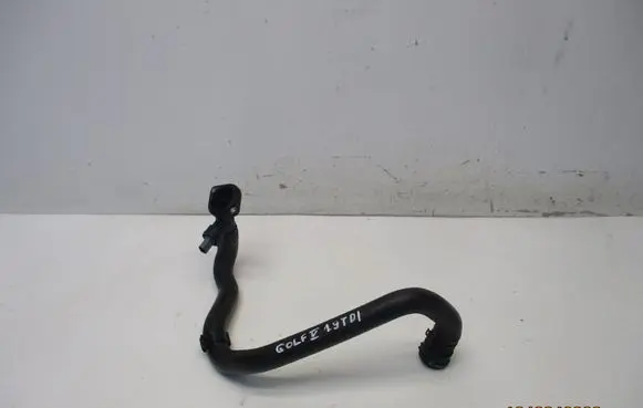 Volkswagen Golf V Engine coolant pipe/hose