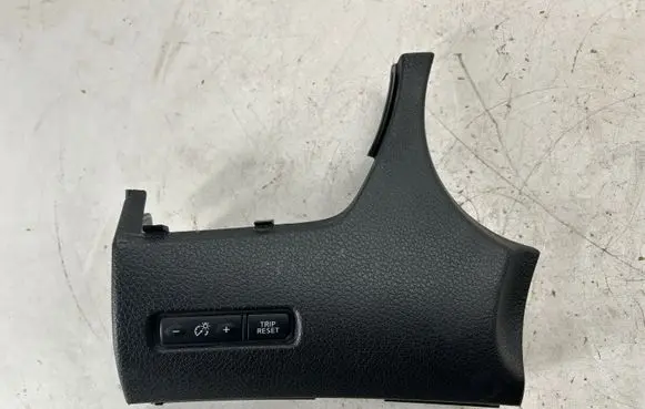 Nissan Rogue Panel trim 684104BA0A 684P14BA0A
