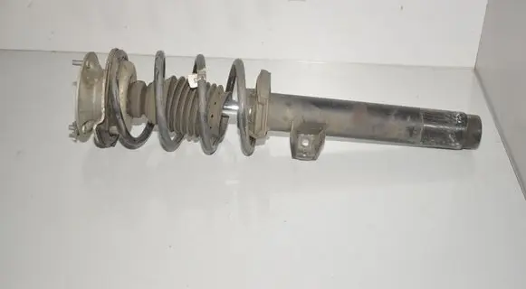 BMW X1 E84 Front shock absorber/damper 6851334 31316851334 6775098
