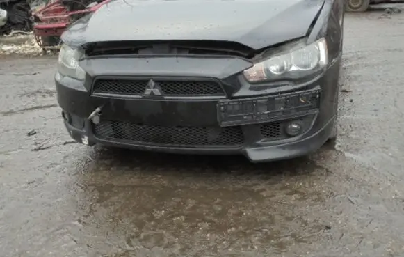 Mitsubishi Lancer VIII Front bumper