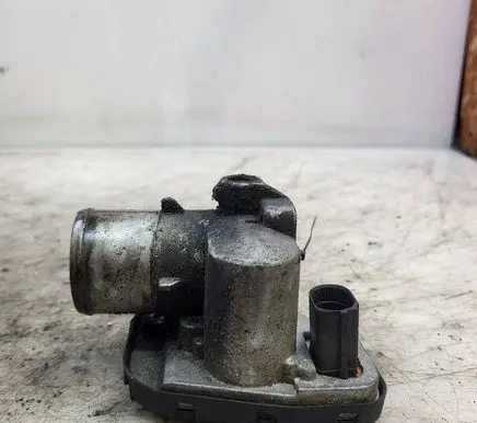 Nissan Qashqai Throttle valve 8200302798