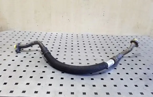Volvo XC70 Air conditioning (A/C) pipe/hose 31332529