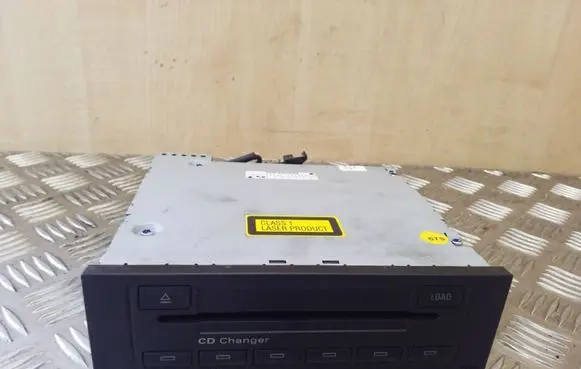 CD/DVD changer