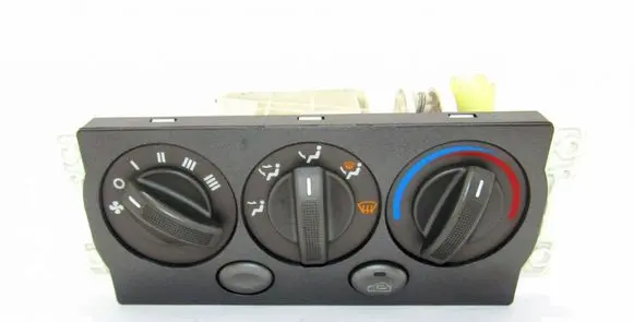 KIA Carens I Climate control unit