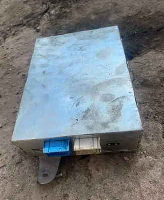 BMW 5 E39 Video control module 6903727 007480 037138050