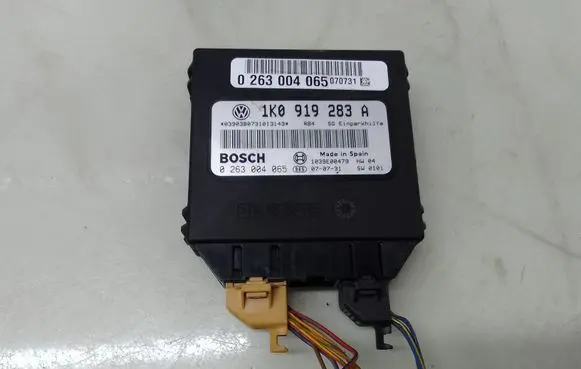 Volkswagen Golf V Parking PDC control unit/module 1K0919283A