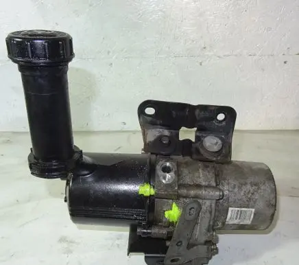 Citroen DS4 Power steering pump 9803319180