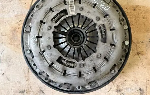 BMW 3 E92 E93 Clutch set kit 7603846