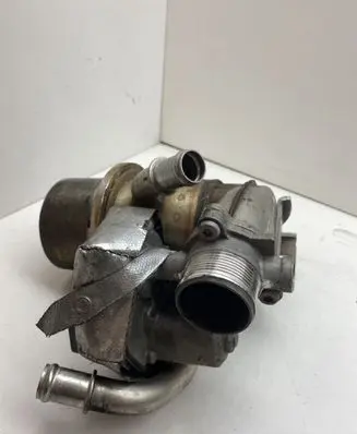 Volkswagen Golf VII EGR valve cooler 04L131512D