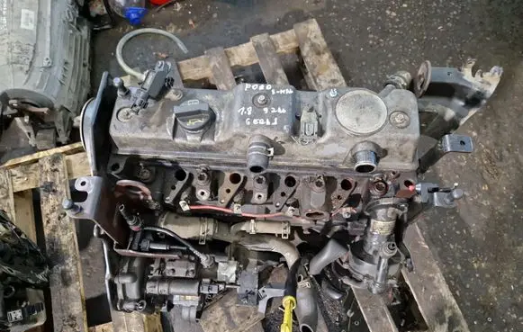Ford S-MAX Engine 