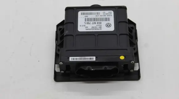 Volkswagen Touareg II Gearbox control unit/module 0C8927750L