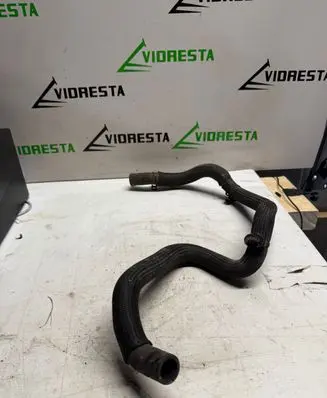 Opel Vivaro Engine coolant pipe/hose