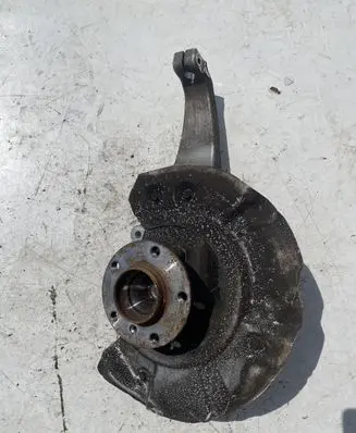 BMW 6 F06 Gran coupe Front wheel hub