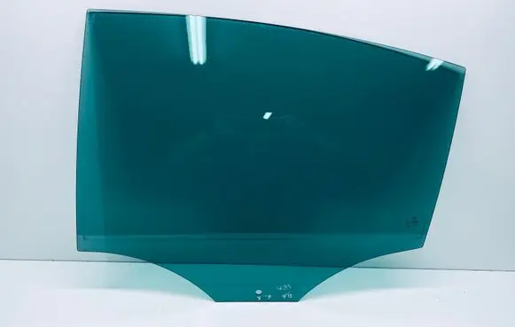 Volkswagen PASSAT B6 Rear door window glass 3C5845025B