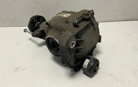 BMW 5 G30 G31 G38 Rear differential 8632067 9454750