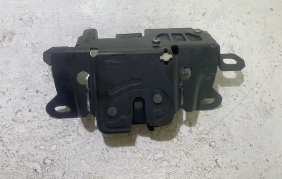 Volvo C30 Tailgate/trunk/boot lock/catch/latch 30784739