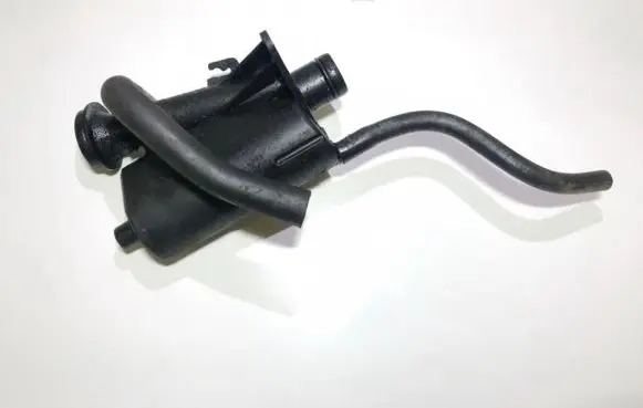 Renault Scenic II - Grand scenic II Breather/breather pipe/hose 8200140763