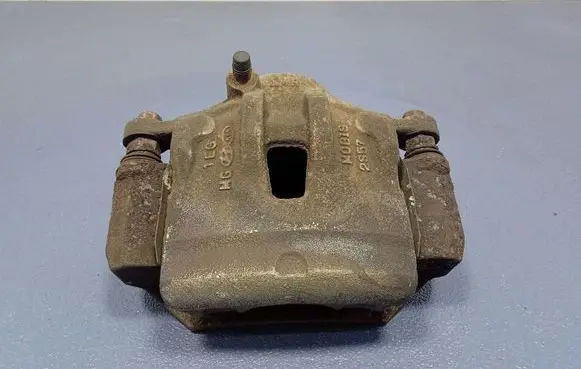 Hyundai ix20 Front brake caliper 