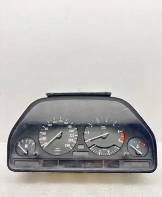 BMW 5 E34 Speedometer (instrument cluster) 1382961 993558105