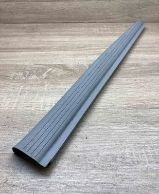 Mercedes-Benz E W211 Front sill trim cover A2116801835