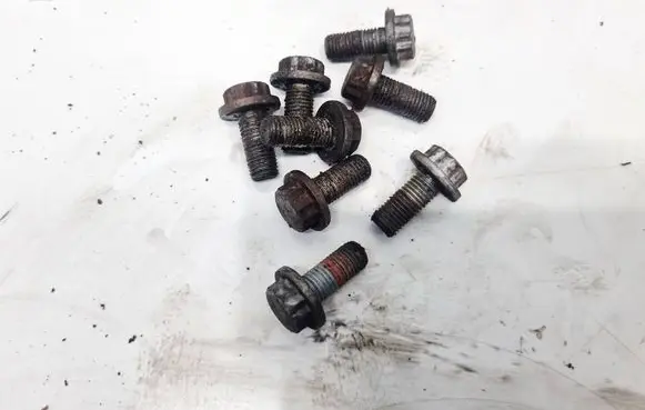 Toyota Auris 150 Nuts/bolts 