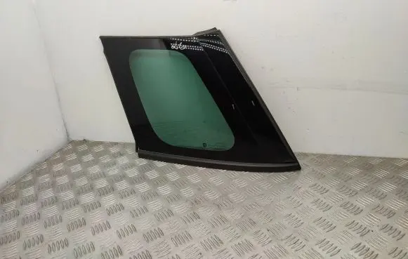 Fiat 500L Rear side window 43R002267