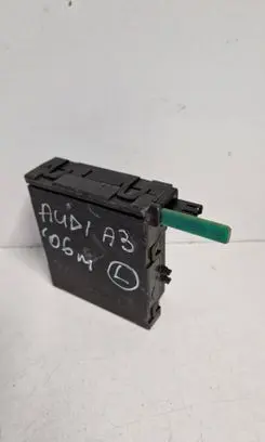 Audi A3 S3 A3 Sportback 8P Rear door window regulator motor 05074691 91191105030127