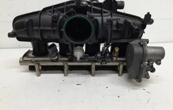 Audi A4 S4 B7 8E 8H Intake manifold 06F133201N 06F133482