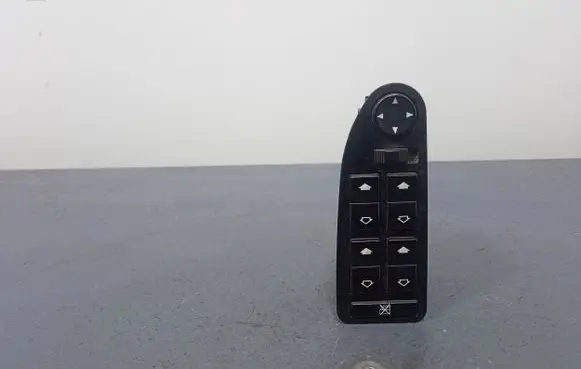 BMW 5 E39 Electric window control switch 6904306
