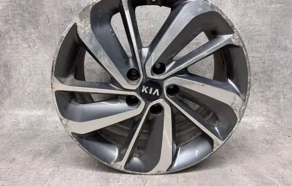 KIA Niro R18 alloy rim 