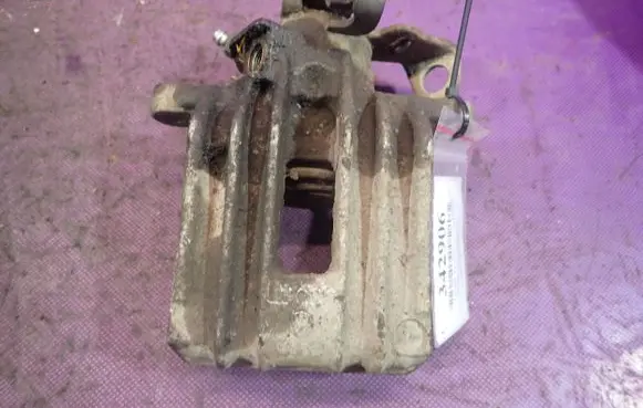 Skoda Octavia Mk1 (1U) Rear brake caliper