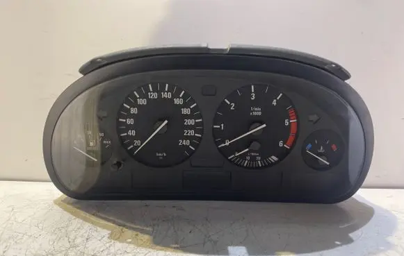 BMW 5 E39 Speedometer (instrument cluster) 6914913 110008735135