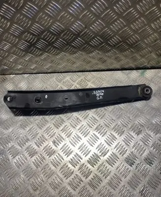 Rear control arm