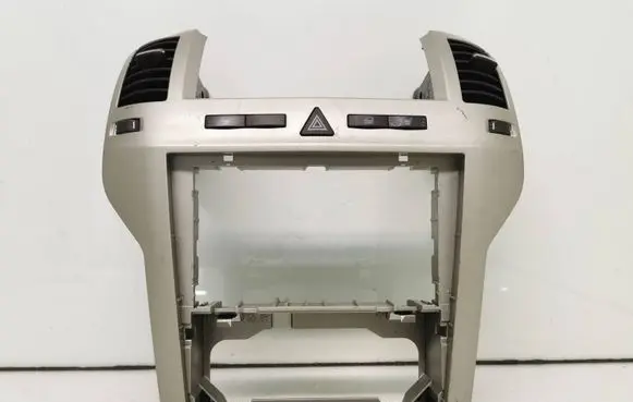 Opel Zafira B Dash center air vent grill 13100109 1000746 1000745