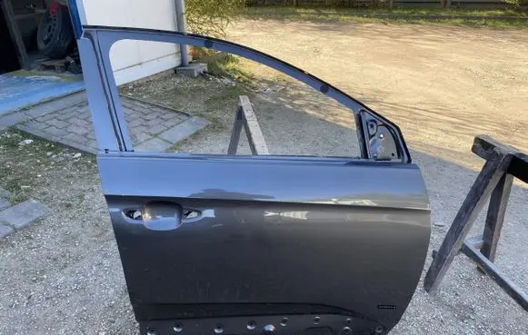 Opel Grandland X Front door YP00006880