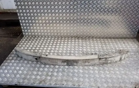 Mercedes-Benz ML W164 Front bumper cross member A1646200034