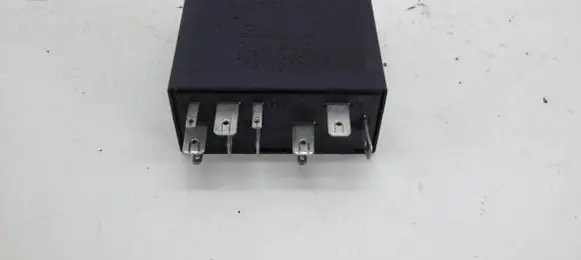 Volkswagen PASSAT B5 Other relay 4B0955531A 72WA401